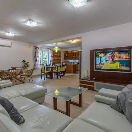 Gigi By Guide 빌라 *